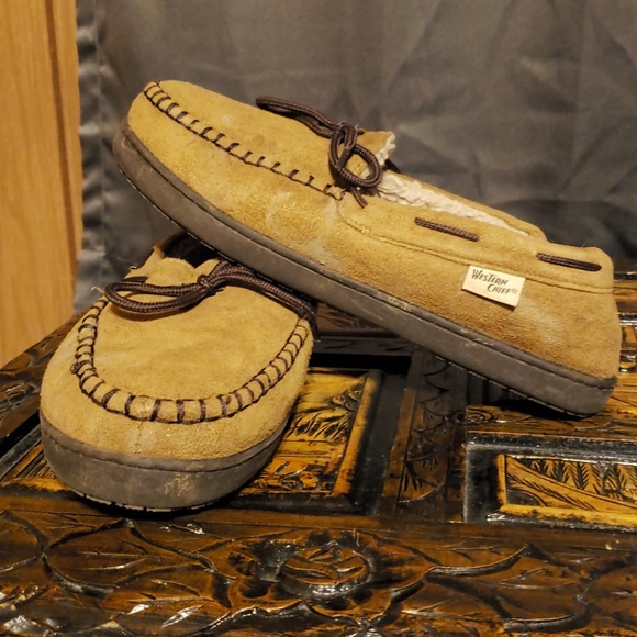 Slipper - Picture 2 of 2